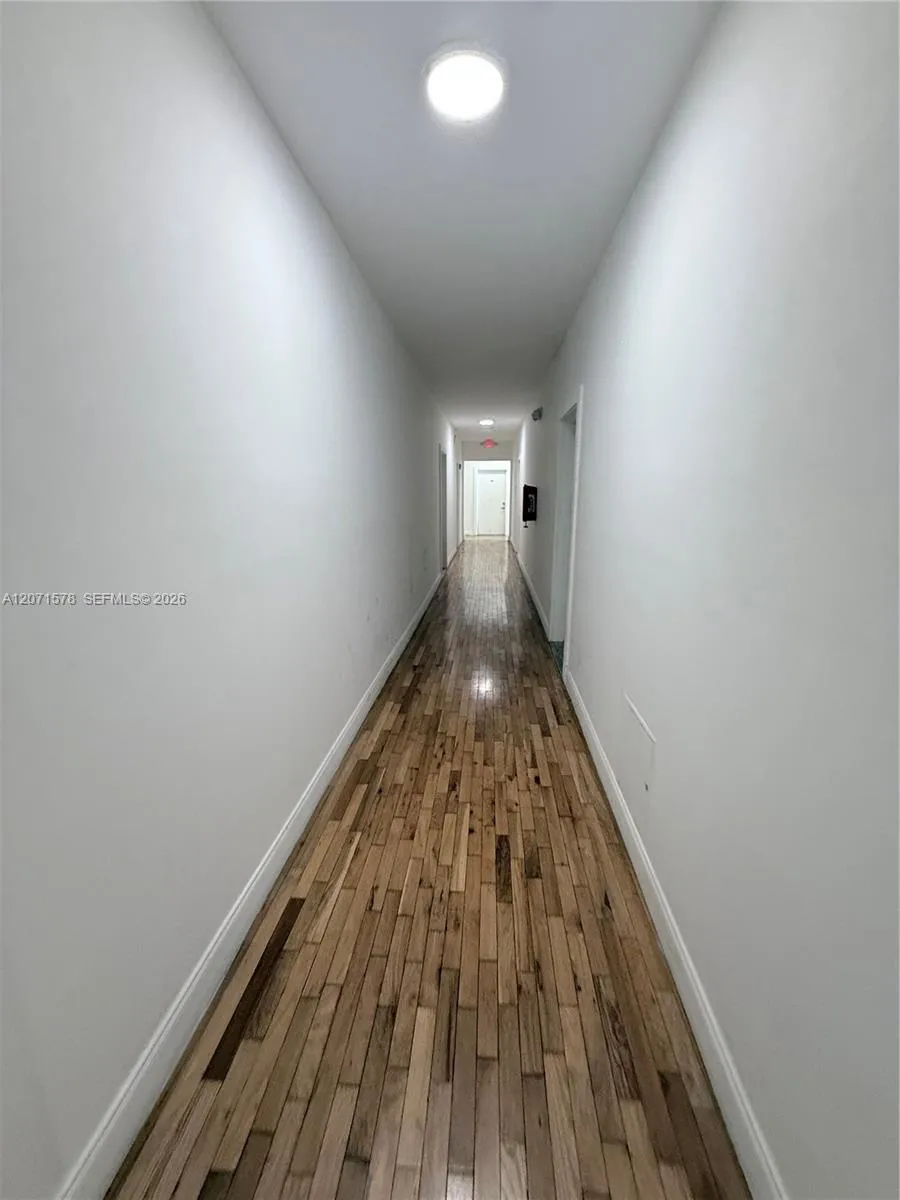 402 NW 12th Ave #213 Miami, FL 33128