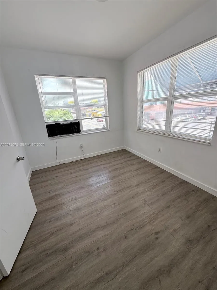 402 NW 12th Ave #213 Miami, FL 33128