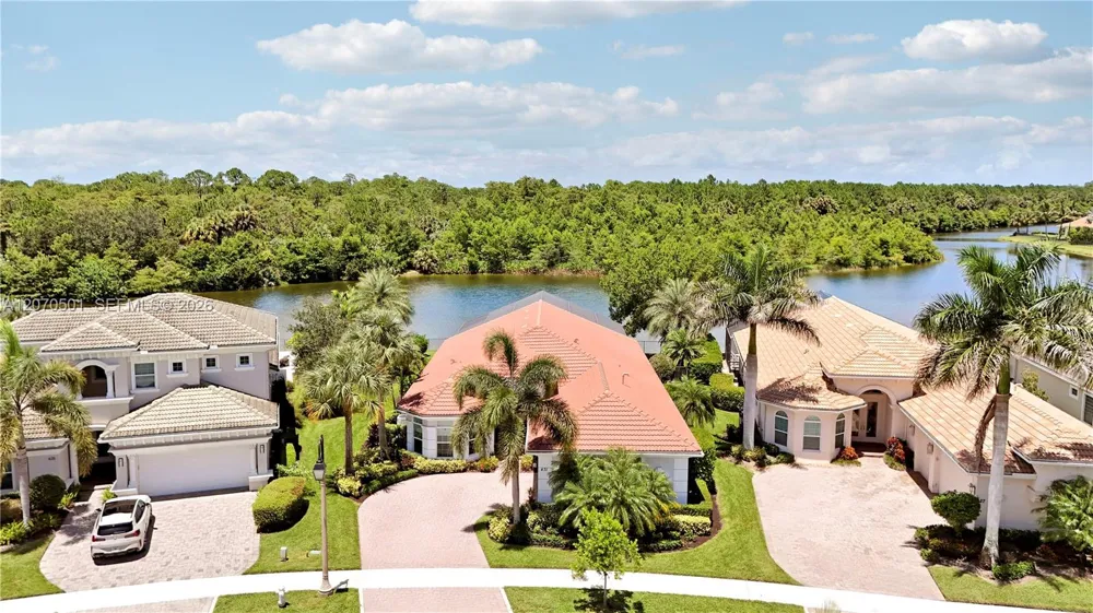 431 Castalina Ct Jupiter, FL 33478