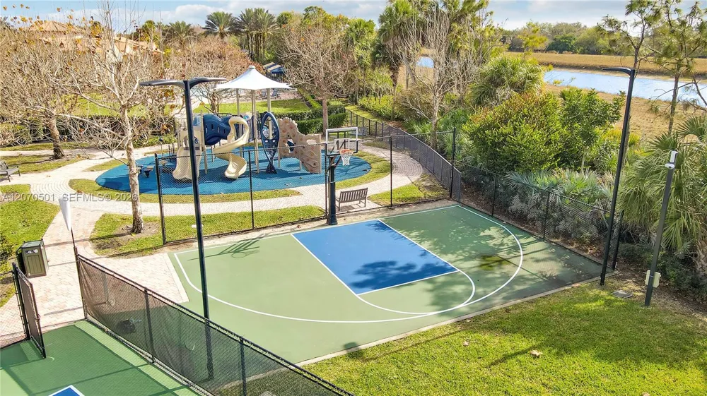 431 Castalina Ct Jupiter, FL 33478