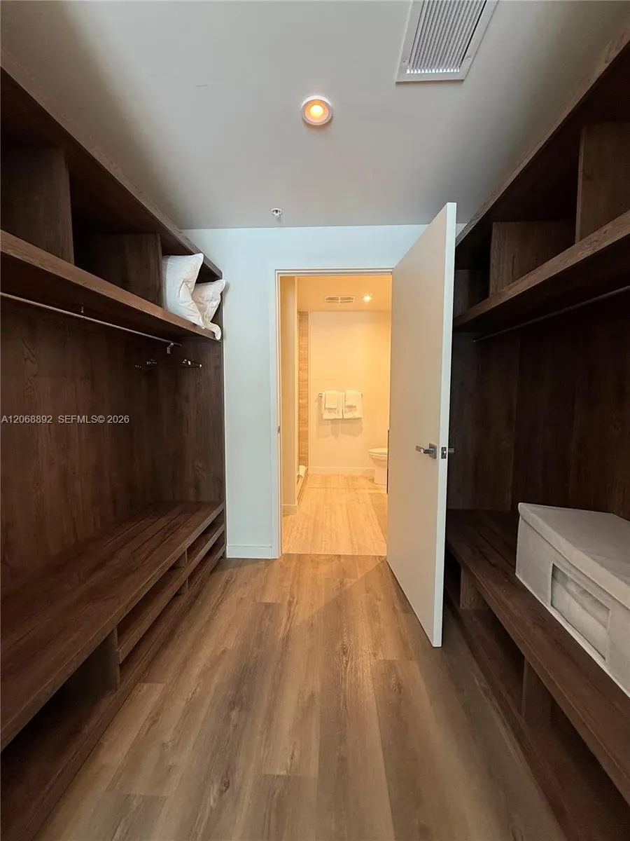 1611 SW 2nd Avenue #416 Miami, FL 33129