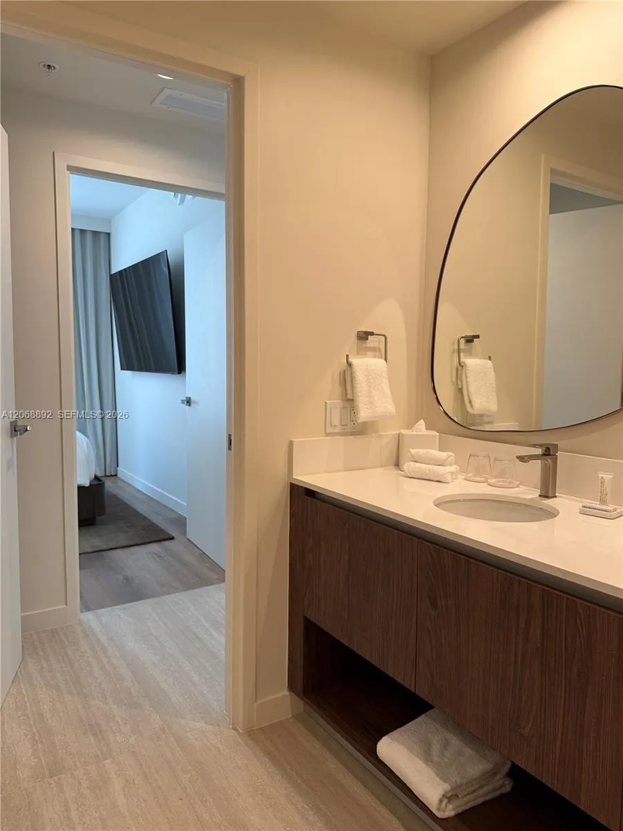 1611 SW 2nd Avenue #416 Miami, FL 33129
