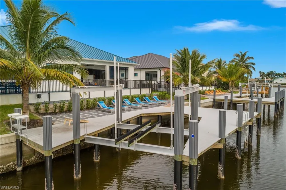 848 Rose Court Marco Island, FL 34145