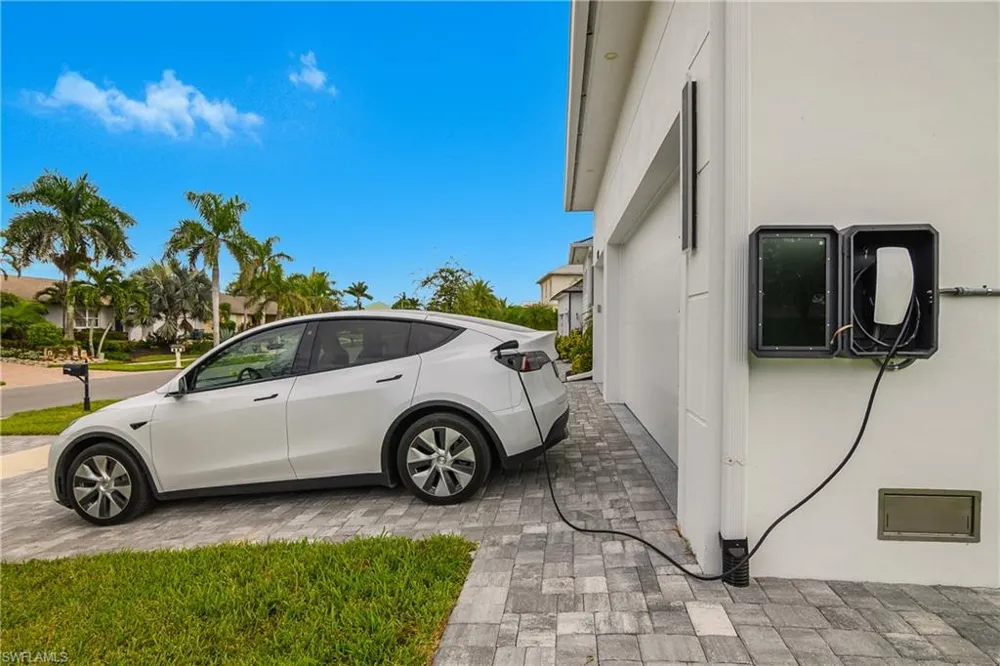 848 Rose Court Marco Island, FL 34145