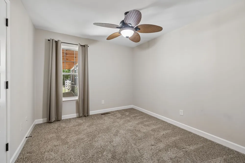 1004 Johnston Dr White Bluff, TN 37187