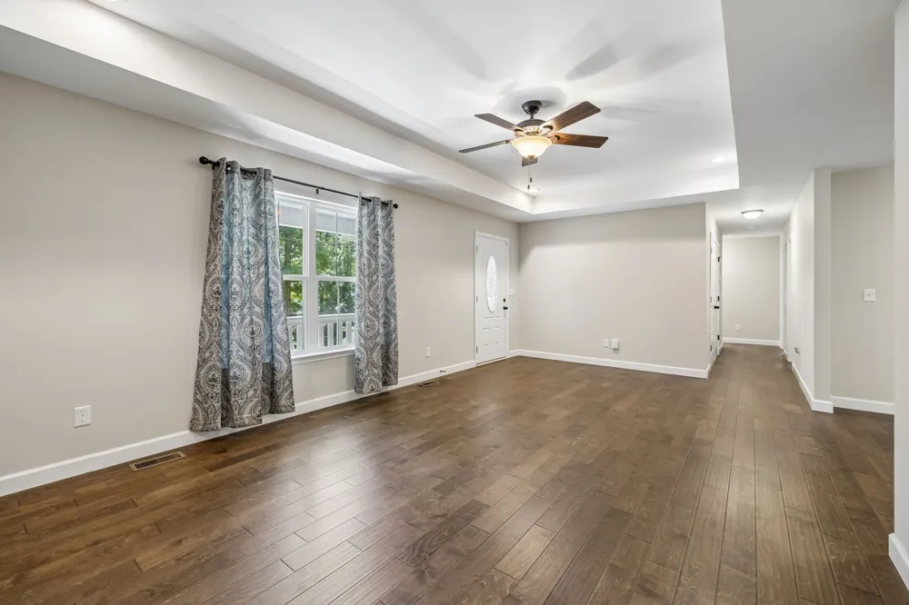 1004 Johnston Dr White Bluff, TN 37187