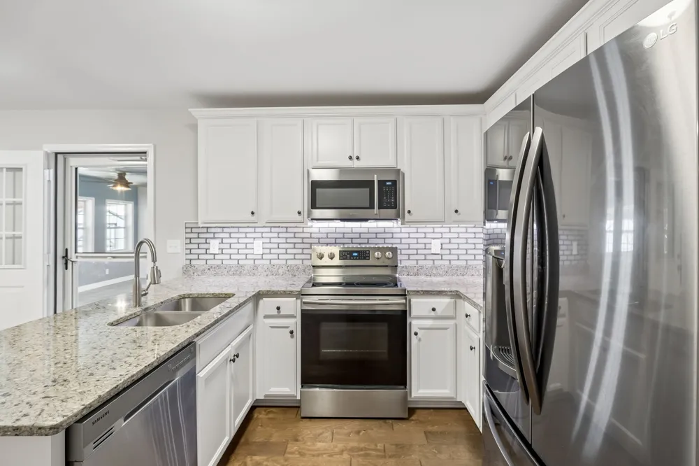 1004 Johnston Dr White Bluff, TN 37187
