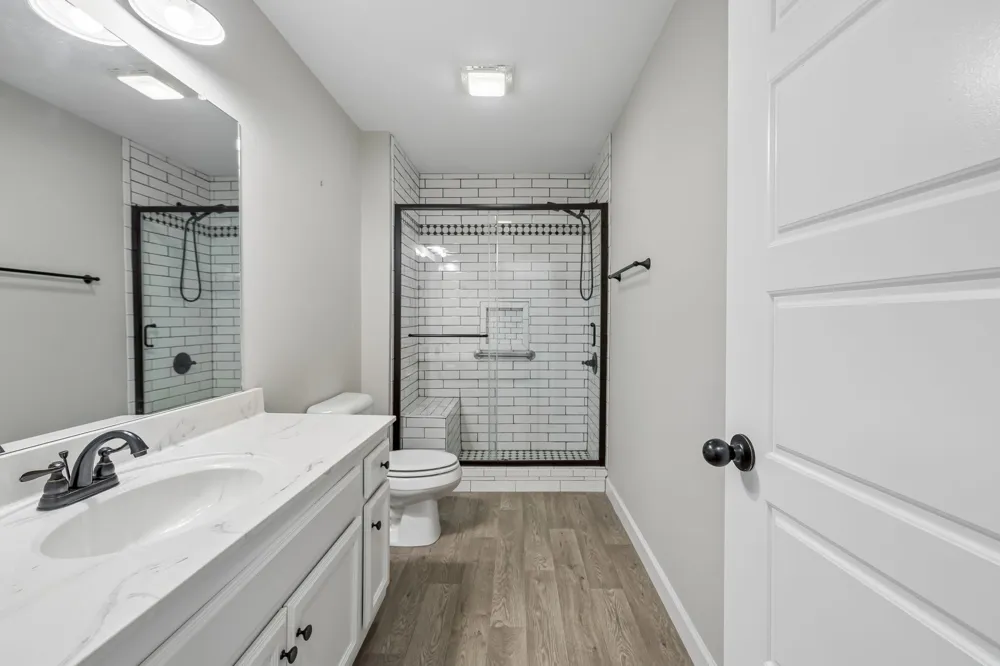 1004 Johnston Dr White Bluff, TN 37187