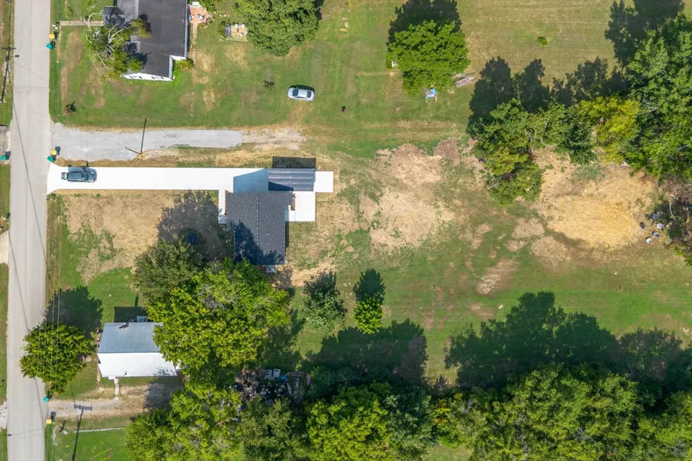 400 Holly Grove Rd Lewisburg, TN 37091