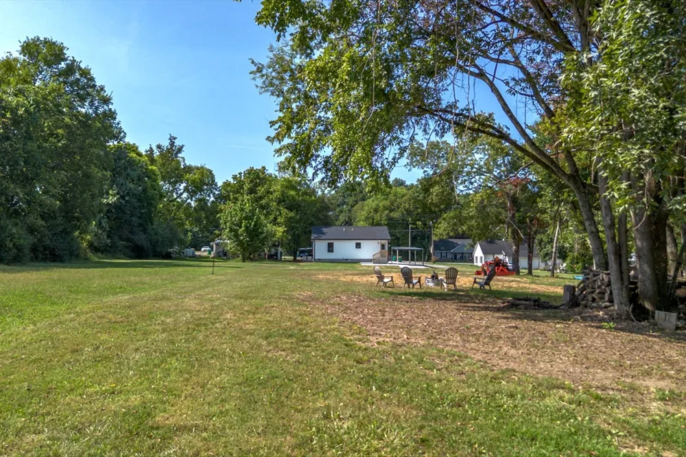 400 Holly Grove Rd Lewisburg, TN 37091