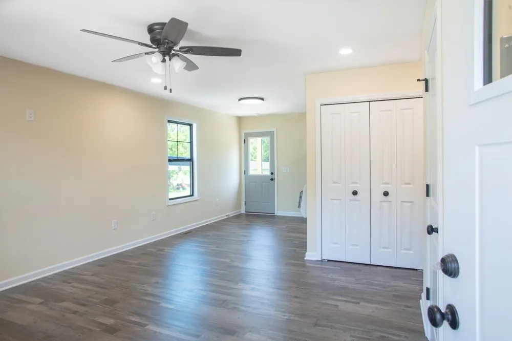 400 Holly Grove Rd Lewisburg, TN 37091