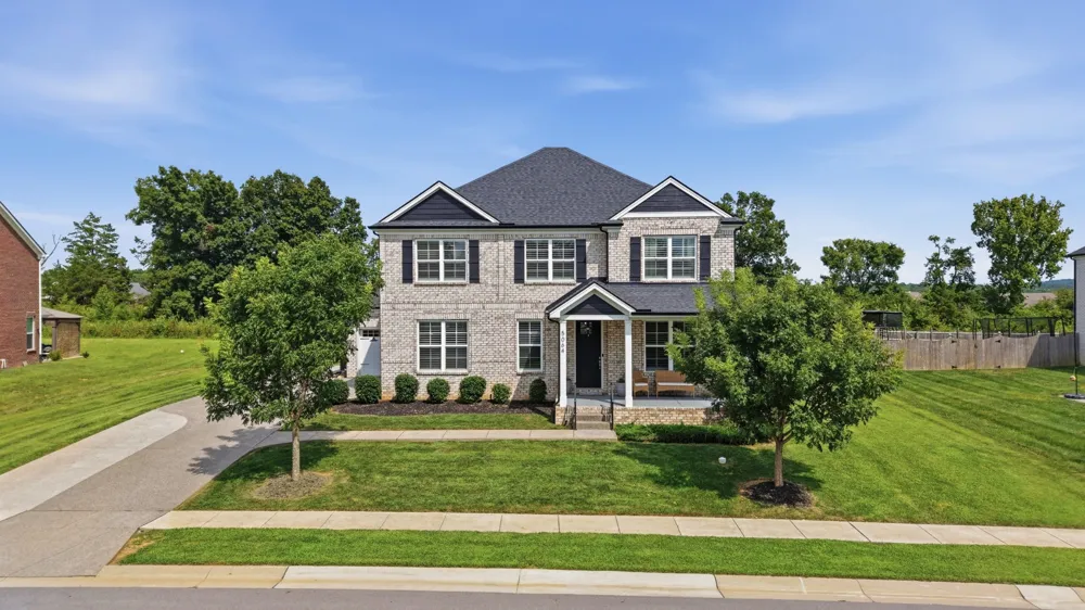 5064 Ozment Dr Nolensville, TN 37135