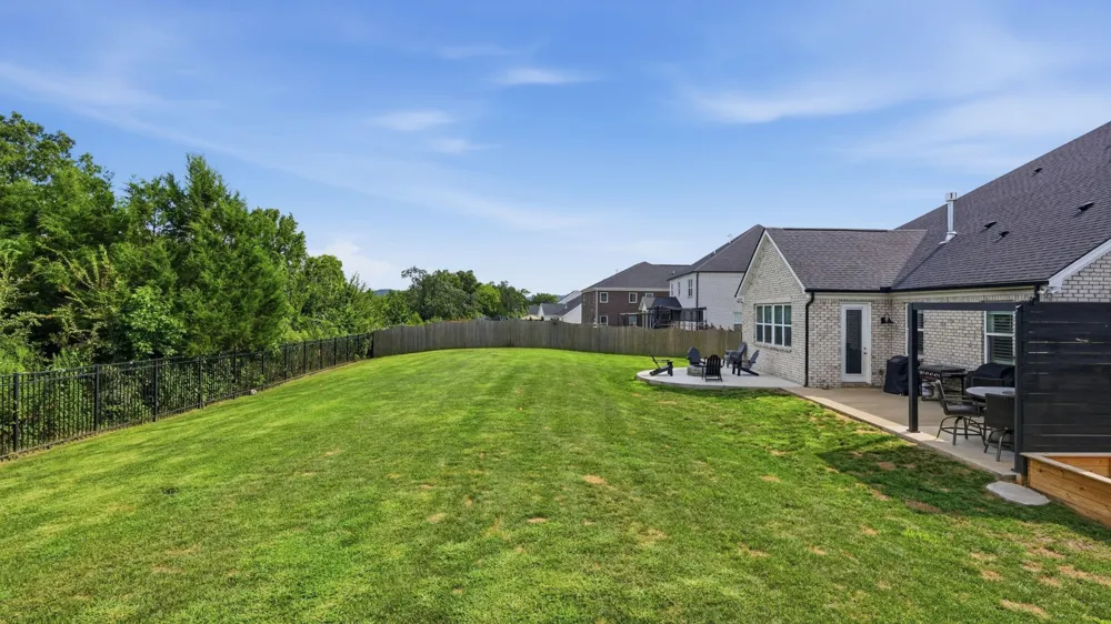 5064 Ozment Dr Nolensville, TN 37135