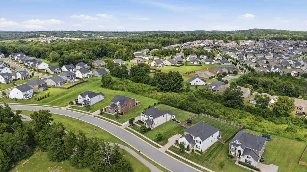 5064 Ozment Dr Nolensville, TN 37135