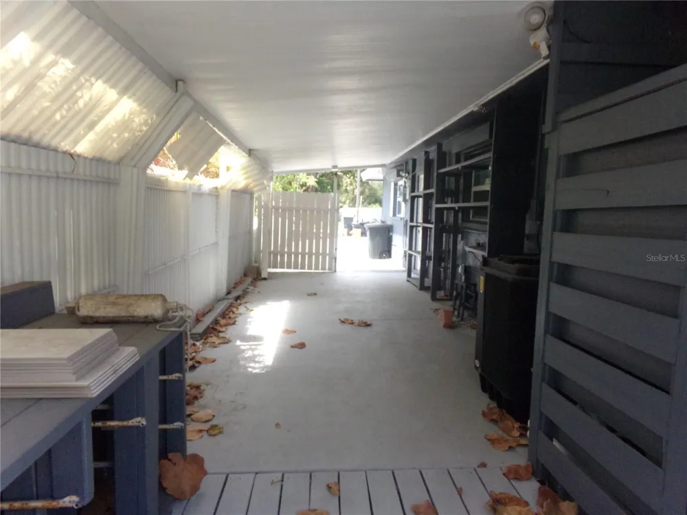 9312 KINGSTON ROAD Bradenton, FL 34210