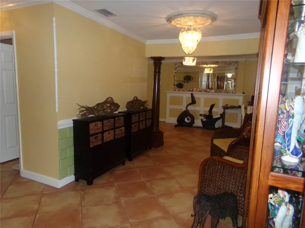 9312 KINGSTON ROAD Bradenton, FL 34210