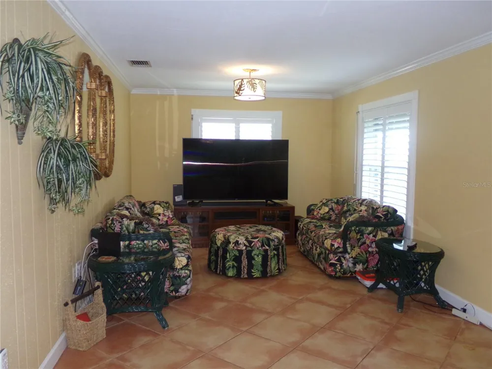 9312 KINGSTON ROAD Bradenton, FL 34210