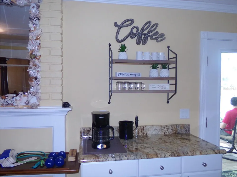 9312 KINGSTON ROAD Bradenton, FL 34210