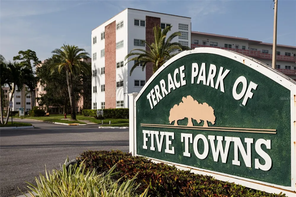 5980 TERRACE PARK DRIVE #108 St Petersburg, FL 33709