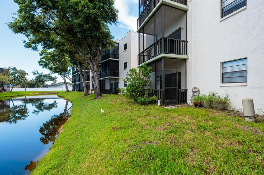 5980 TERRACE PARK DRIVE #108 St Petersburg, FL 33709