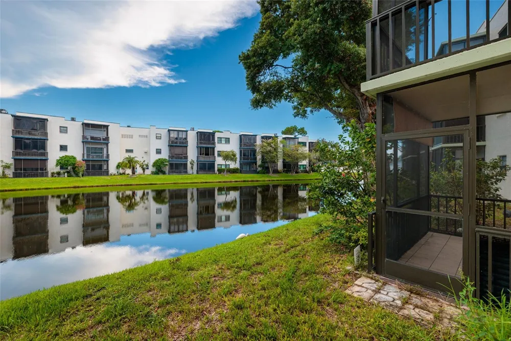 5980 TERRACE PARK DRIVE #108 St Petersburg, FL 33709