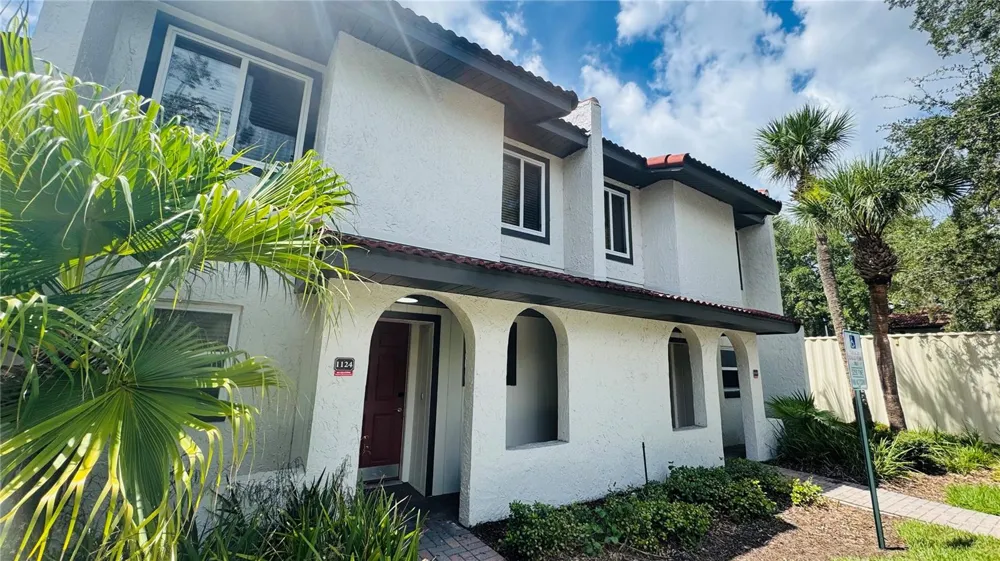 1124 SPACEPORT COURT Kissimmee, FL 34746