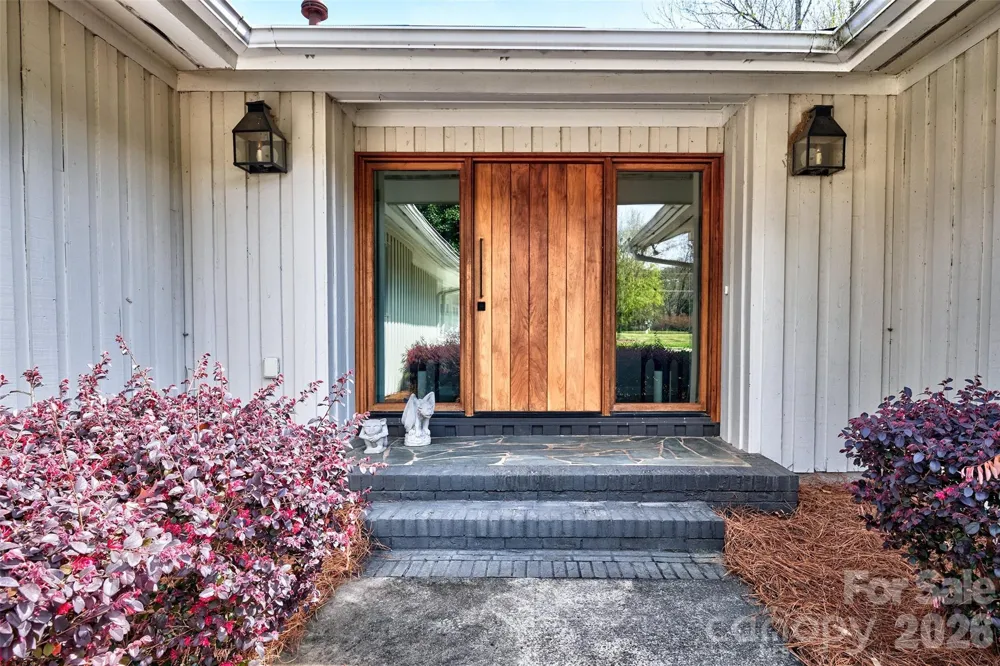 27 Apple Orchard Lane Lake Wylie, SC 29710