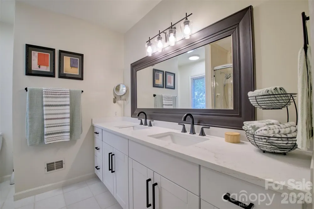 27 Apple Orchard Lane Lake Wylie, SC 29710