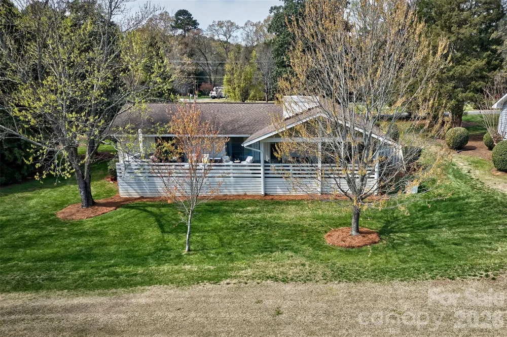 27 Apple Orchard Lane Lake Wylie, SC 29710