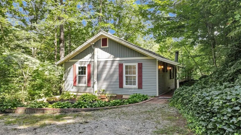 126 Silver Fox Drive Dawsonville, GA 30534