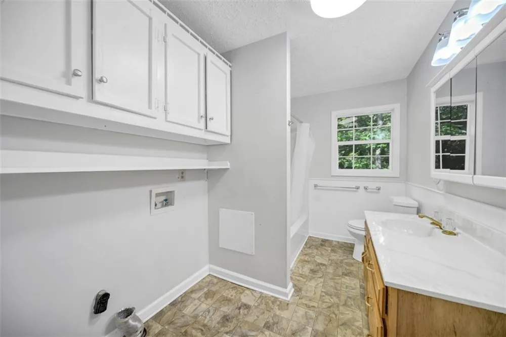 126 Silver Fox Drive Dawsonville, GA 30534