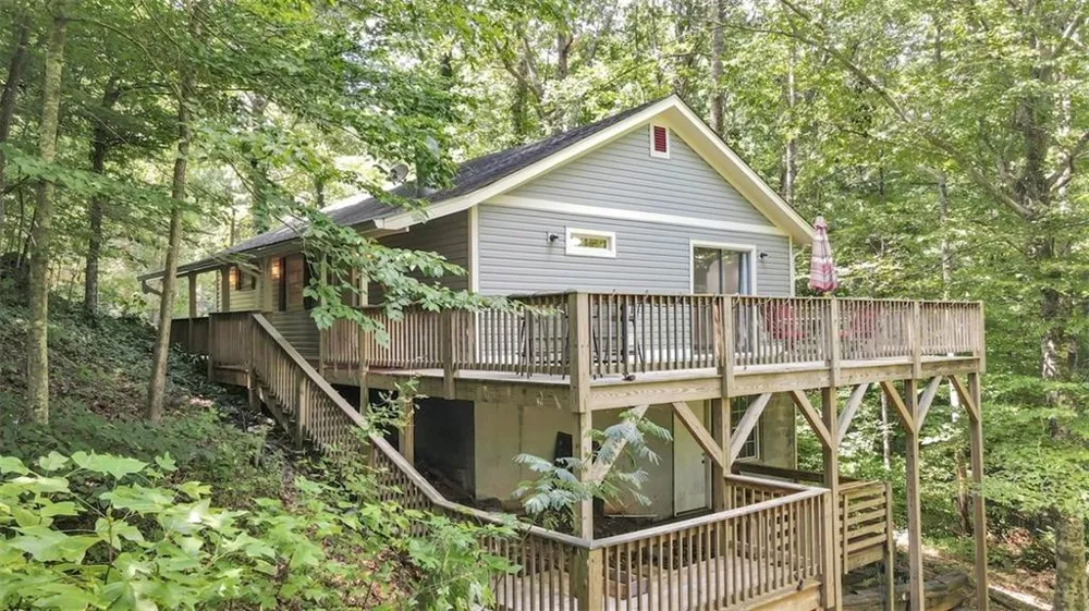 126 Silver Fox Drive Dawsonville, GA 30534