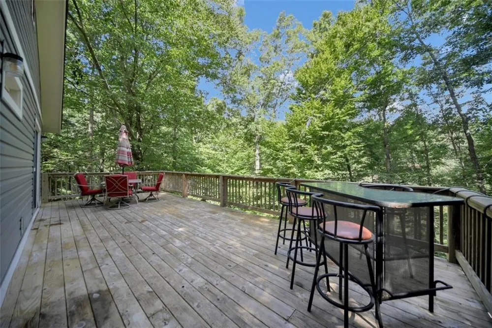 126 Silver Fox Drive Dawsonville, GA 30534