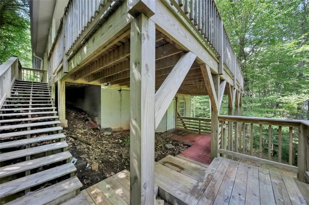 126 Silver Fox Drive Dawsonville, GA 30534