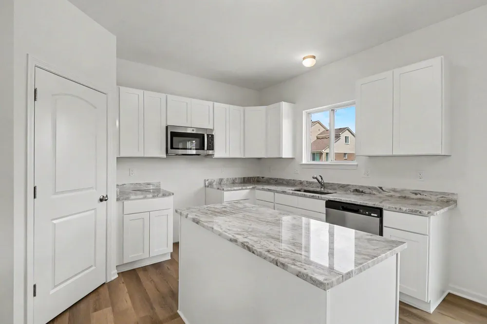 43640 S Timberview Drive Belleville, MI 48111