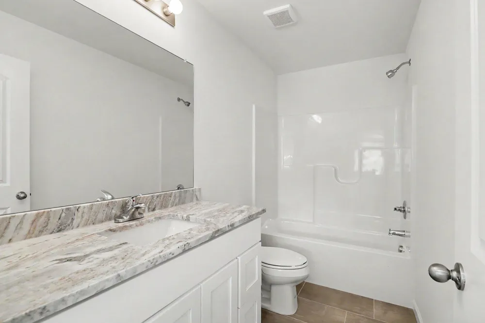 43640 S Timberview Drive Belleville, MI 48111