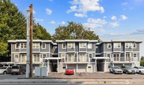 6707 204th Street SW #205
