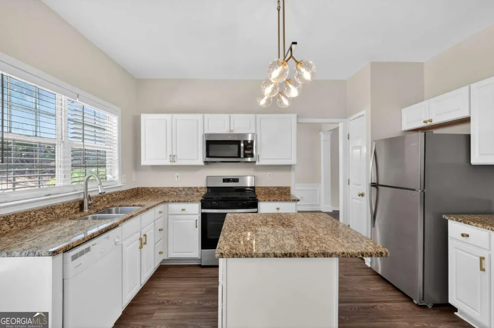2052 Tallapoosa DR Duluth, GA 30097