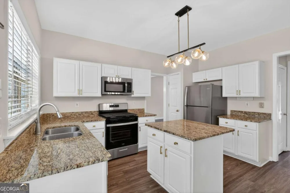 2052 Tallapoosa DR Duluth, GA 30097