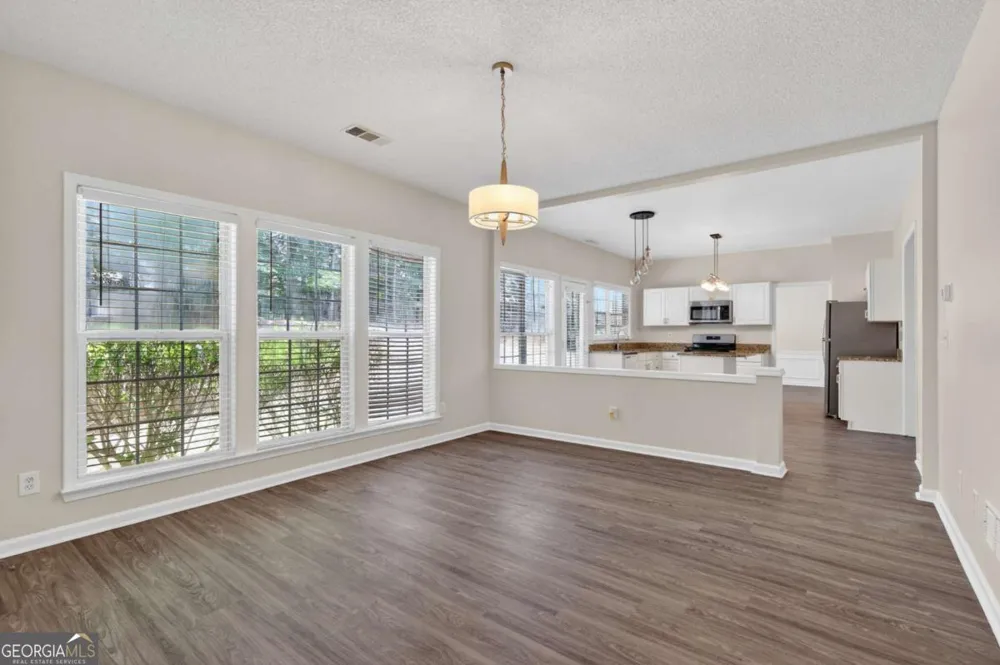 2052 Tallapoosa DR Duluth, GA 30097