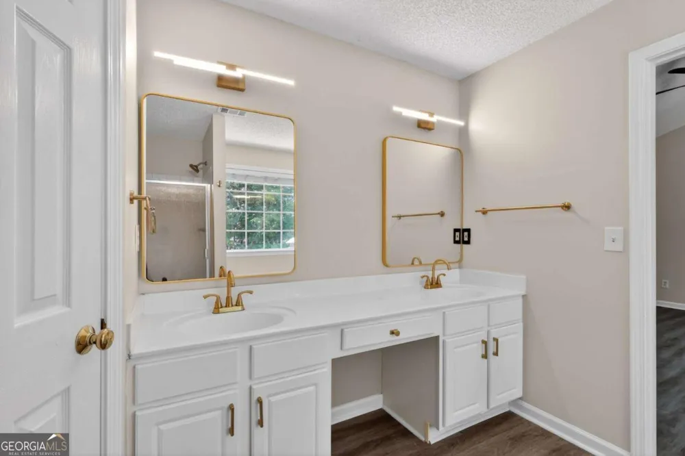 2052 Tallapoosa DR Duluth, GA 30097