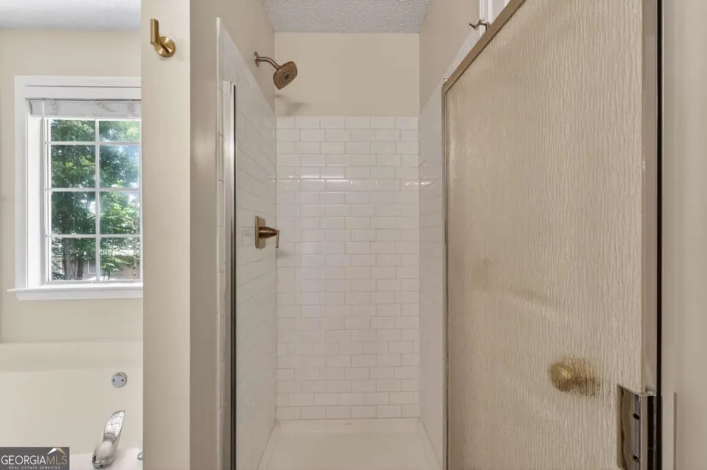 2052 Tallapoosa DR Duluth, GA 30097