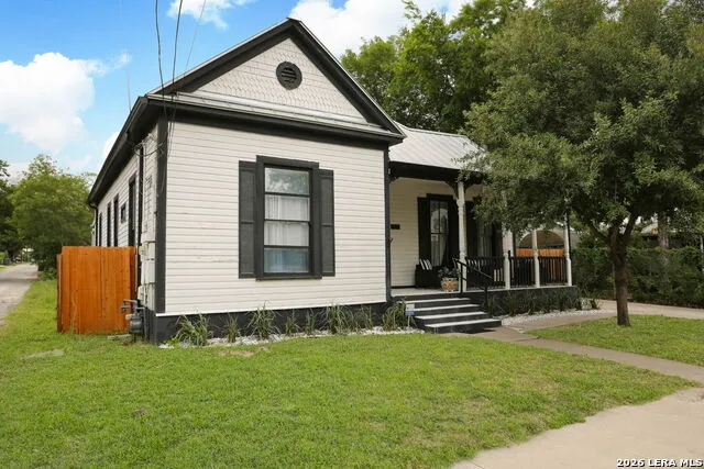 1712 Pine St San Antonio, TX 78208