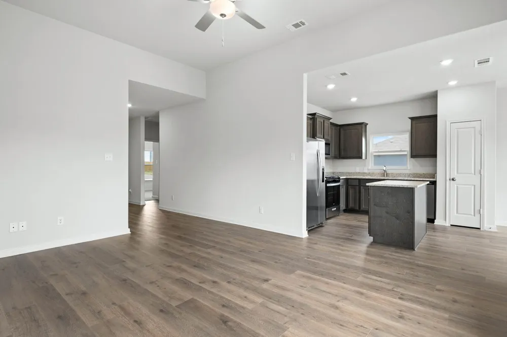 9609 Logan Square Drive Fort Worth, TX 76140
