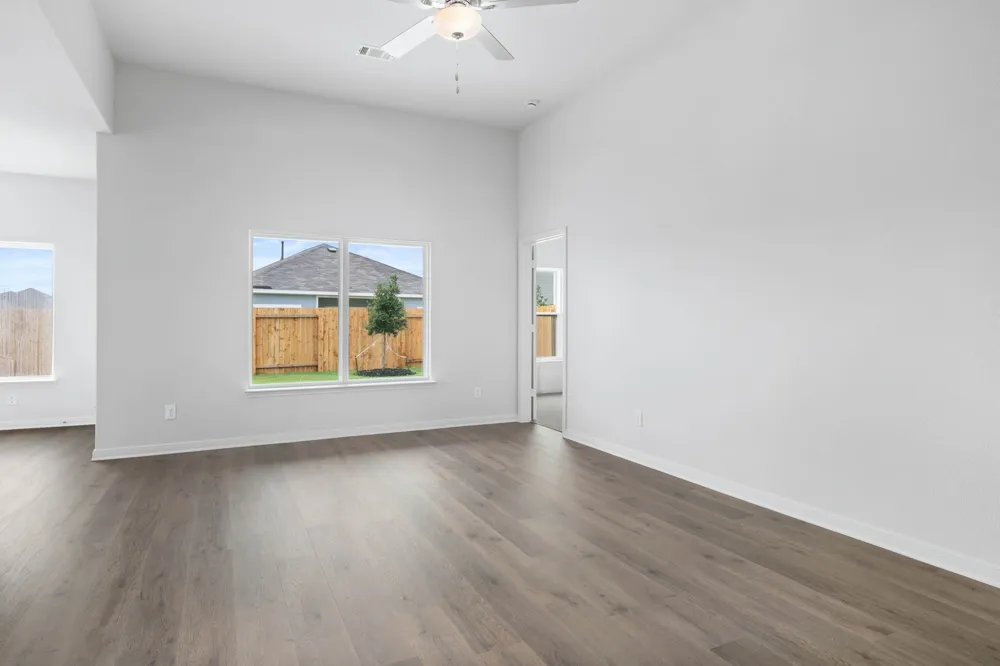 9609 Logan Square Drive Fort Worth, TX 76140