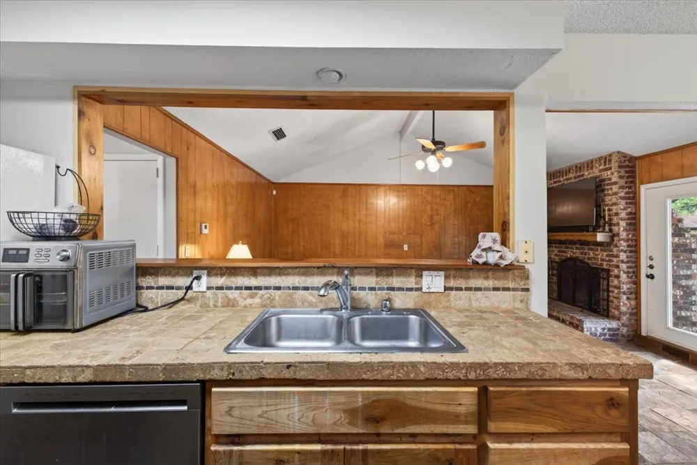 8204 Starnes Road North Richland Hills, TX 76182