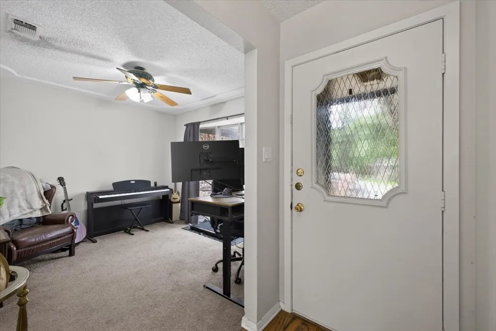 8204 Starnes Road North Richland Hills, TX 76182