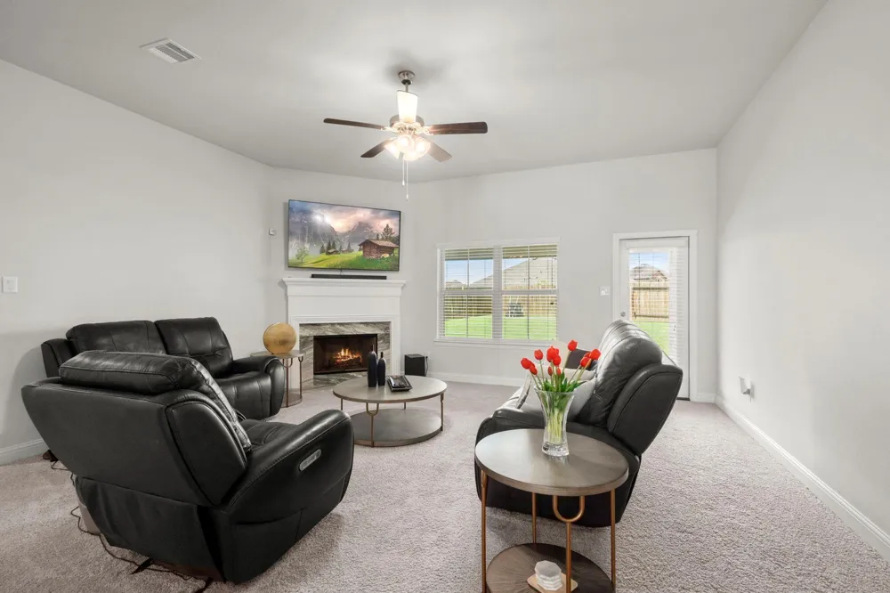 10203 Whitney Reach Drive Rosharon, TX 77583