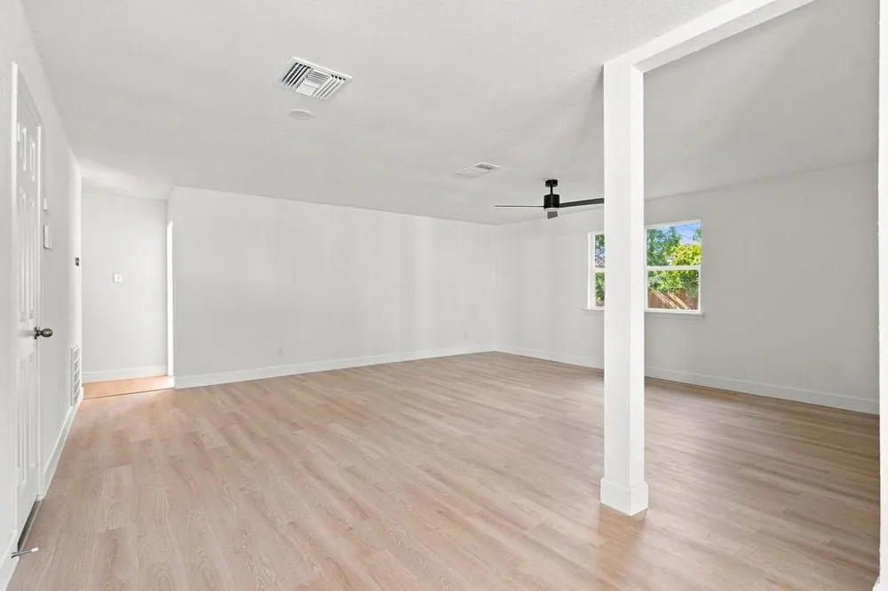6524 Loma Vista Street Houston, TX 77085