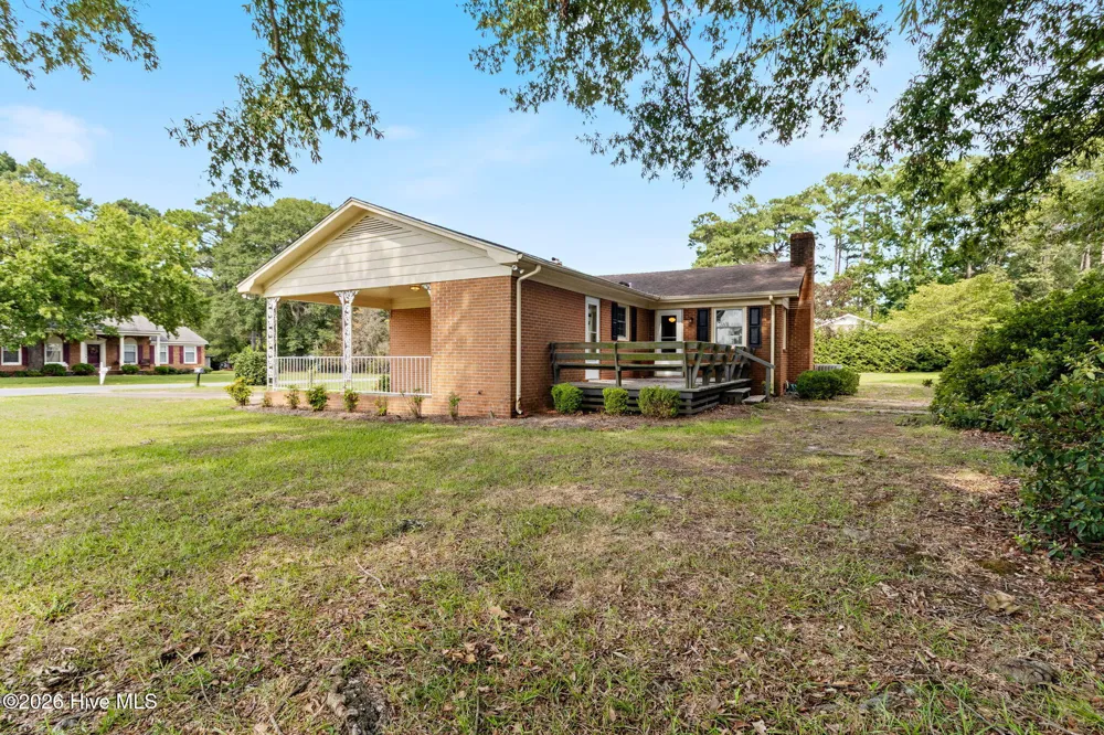 771 Dixie Road Clinton, NC 28328